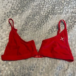 BoutineLA Rose Red V-Cut Top